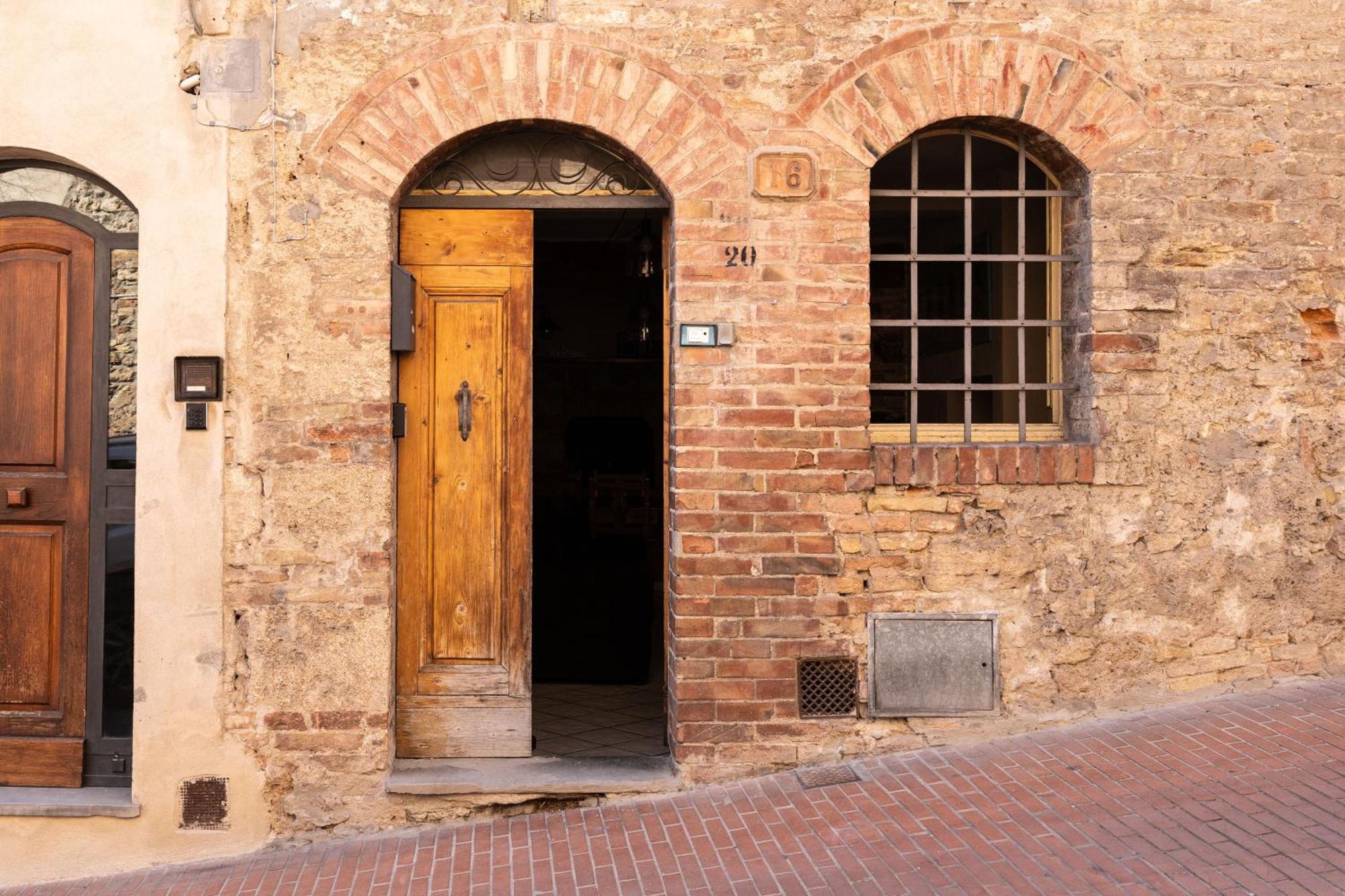 La Nicchia Apartment San Gimignano Ngoại thất bức ảnh